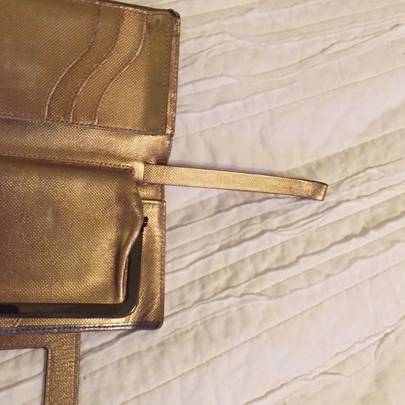 Kate Spade Wallet Wristlet silver and gold - Picture 3 of 3
